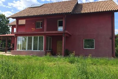 Casă cu 6 camere în Urleta - 10