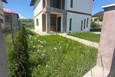 Casă individuală cu 4 camere cu Teren 300 Mp în Câmpenești - 3