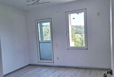 Casă cu 4 camere cu Teren 1000 Mp în Apahida - 2