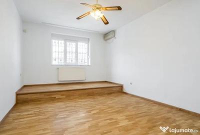 Casă cu 7 camere cu Teren 280 Mp în 1 Mai - 4