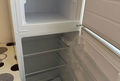 Garsonieră decomandată în Roșu - 6