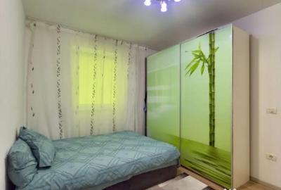 Apartament cu 3 camere decomandat în Gării