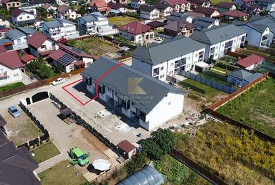 Casă însiruită cu 4 camere și curte proprie - Cartier Izvor, Str. Salc - 19