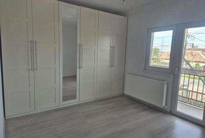Apartament cu 3 camere decomandat în Central - 3