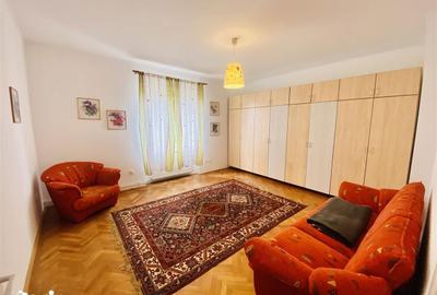 Apartament cu 4 camere decomandat în Sub Arini - 4