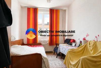 Apartament cu 4 camere decomandat în Est - 1