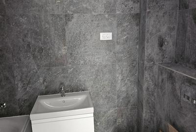 Apartament cu 2 camere decomandat în Runcu - 1