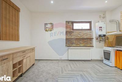 Apartament cu 3 camere decomandat în Mănești - 5