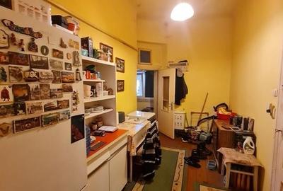 Apartament 2 camere,curte comuna/4 proprietari - 17