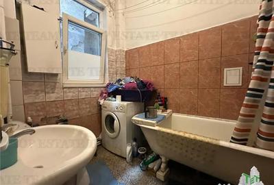 Apartament cu 3 camere semidecomandat în Central - 7