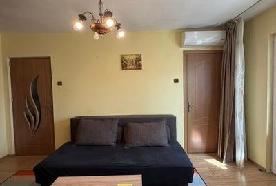 Apartament cu 3 camere semidecomandat, mobilat în Tomis Nord - 11