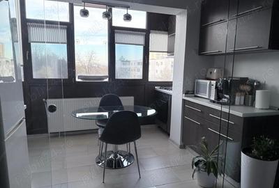 Apartament cu 2 camere semidecomandat în Prundu