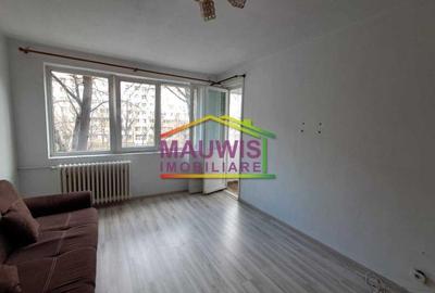 Apartament cu 2 camere semidecomandat în Colentina