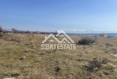 Teren de 859 mp, în Central