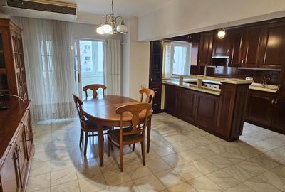 Ap cu 4 camere situat pe Calea Moșilor, aproape de intersecția cu M. Eminescu - 1