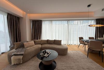 Apartament cu 4 camere semidecomandat în Floreasca