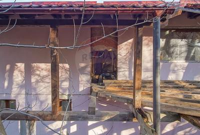 Casă cu 6 camere cu Teren 1000 Mp în Centrul Istoric - 2