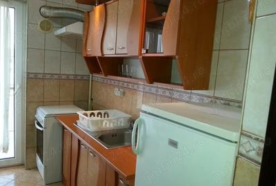 PROPRIETAR INCHIRIEZ ap.2 camere Valea Furcii - Drumul Taberei sector 6 - 5