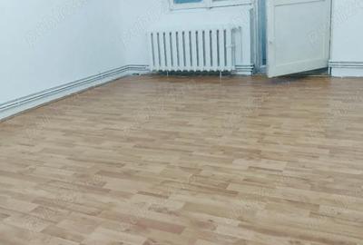 Apartament cu 3 camere decomandat în Central - 4