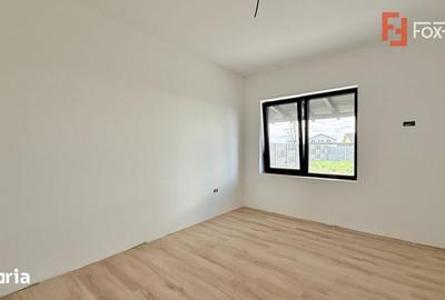 Casă cu 3 camere cu Teren 360 Mp în Remetea Mare - 9