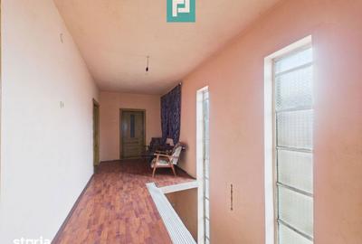 Casă cu 4 camere cu Teren 1368 Mp în Central - 5