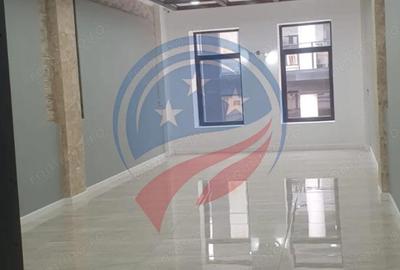 Spațiu comercial, de 240 mp, în Ultracentral - 7