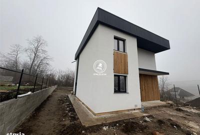 Casă cu 4 camere în Vânători - 1
