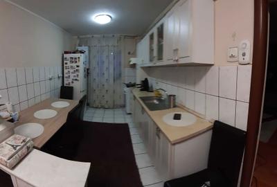 Apartament cu 3 camere decomandat în Aurel Vlaicu - 6