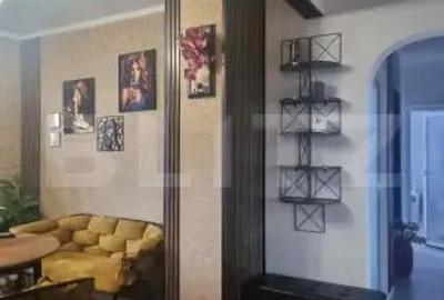 Apartament cu 3 camere decomandat în Micro 4 - 7