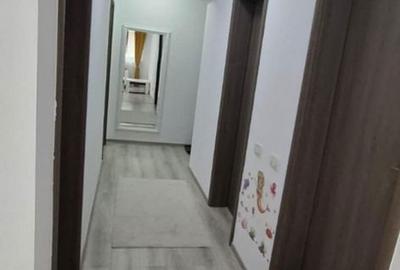 Apartament cu 3 camere decomandat în Roșu - 9