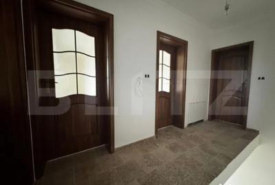 Casă cu 5 camere cu Teren 500 Mp în Giroc - 4