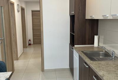 Apartament cu 2 camere decomandat, mobilat în Tractorul - 9