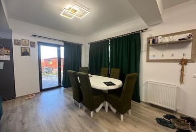 VILA COMPLET MOBILATA STRADA ASFALTATA 5 CAMERE - 8