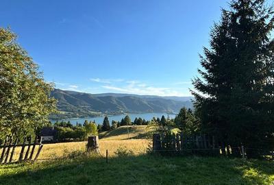 Teren de 2028 mp, în Central