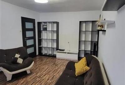 Apartament cu 3 camere decomandat, mobilat în Drumul Taberei