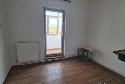 Apartament cu 2 camere decomandat în Central - 1