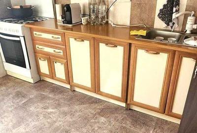 Casă cu 4 camere cu Teren 3160 Mp în Central - 8