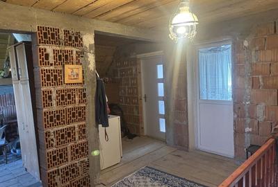 Casă cu 4 camere în Cristian - 7