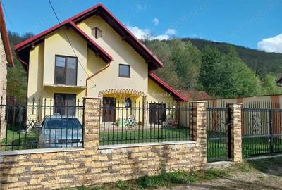 Garliste Jud.CS,Casa Noua cu Teren 660 Mp. - 2