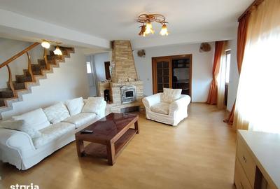 Casă cu 6 camere cu Teren 580 Mp în Central