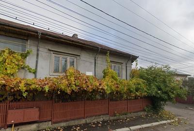 Casă cu 6 camere cu Teren 120 Mp în Central - 5