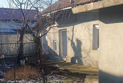 Casă cu 4 camere în Ciorani - 2