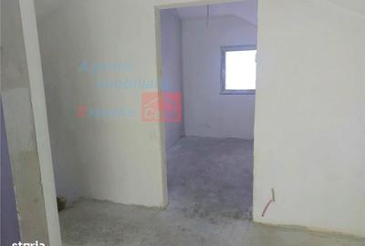 Casă cu 5 camere cu Canalizare în Dumești - 8