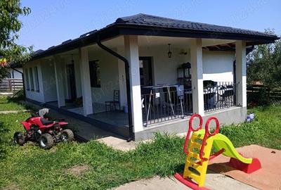 Casa de inchiriat - 2