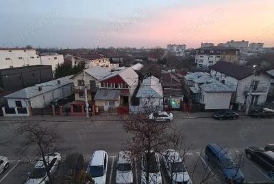 Apartament cu 3 camere decomandat în Marghiloman - 5