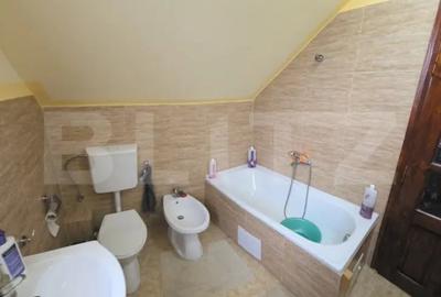 Casă cu 4 camere cu Teren 530 Mp în Central - 14