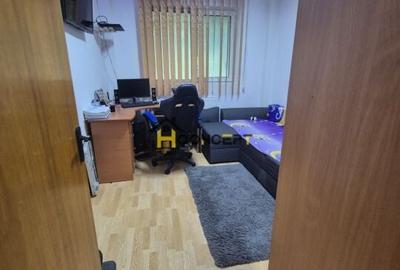 Apartament 3 camere decomandat Tomesti sect 4 - 5