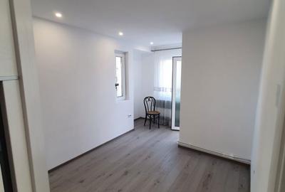 Apartament cu 3 camere semidecomandat în Central - 6