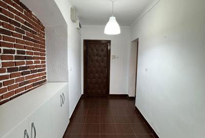 Apartament cu 2 camere decomandat în Central - 3