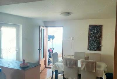 Casă cu 5 camere cu Teren 541 Mp în Felnac - 8